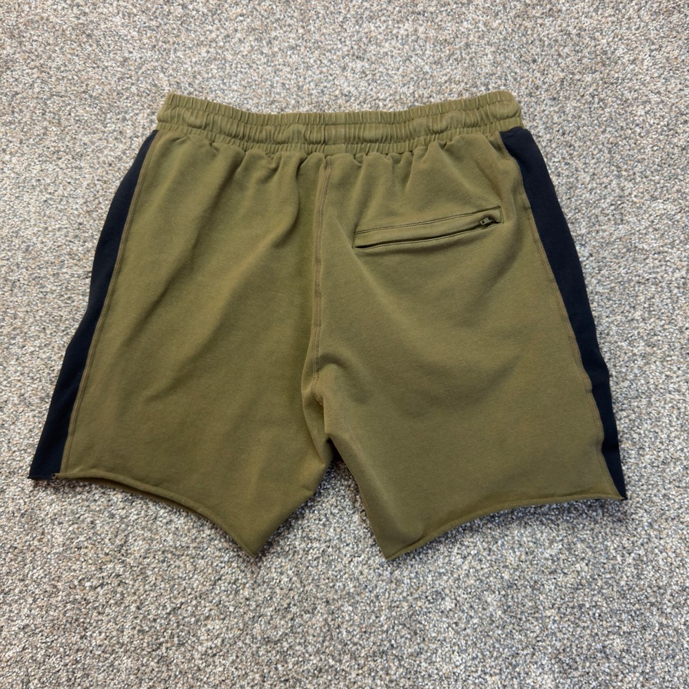 VO Olive Athletic Men's Shorts with Zip Pockets - Picture 3 of 11